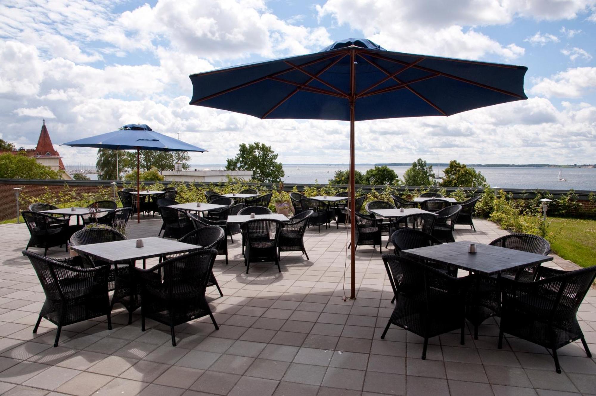 Hotel Sonderborg Strand ภายนอก รูปภาพ