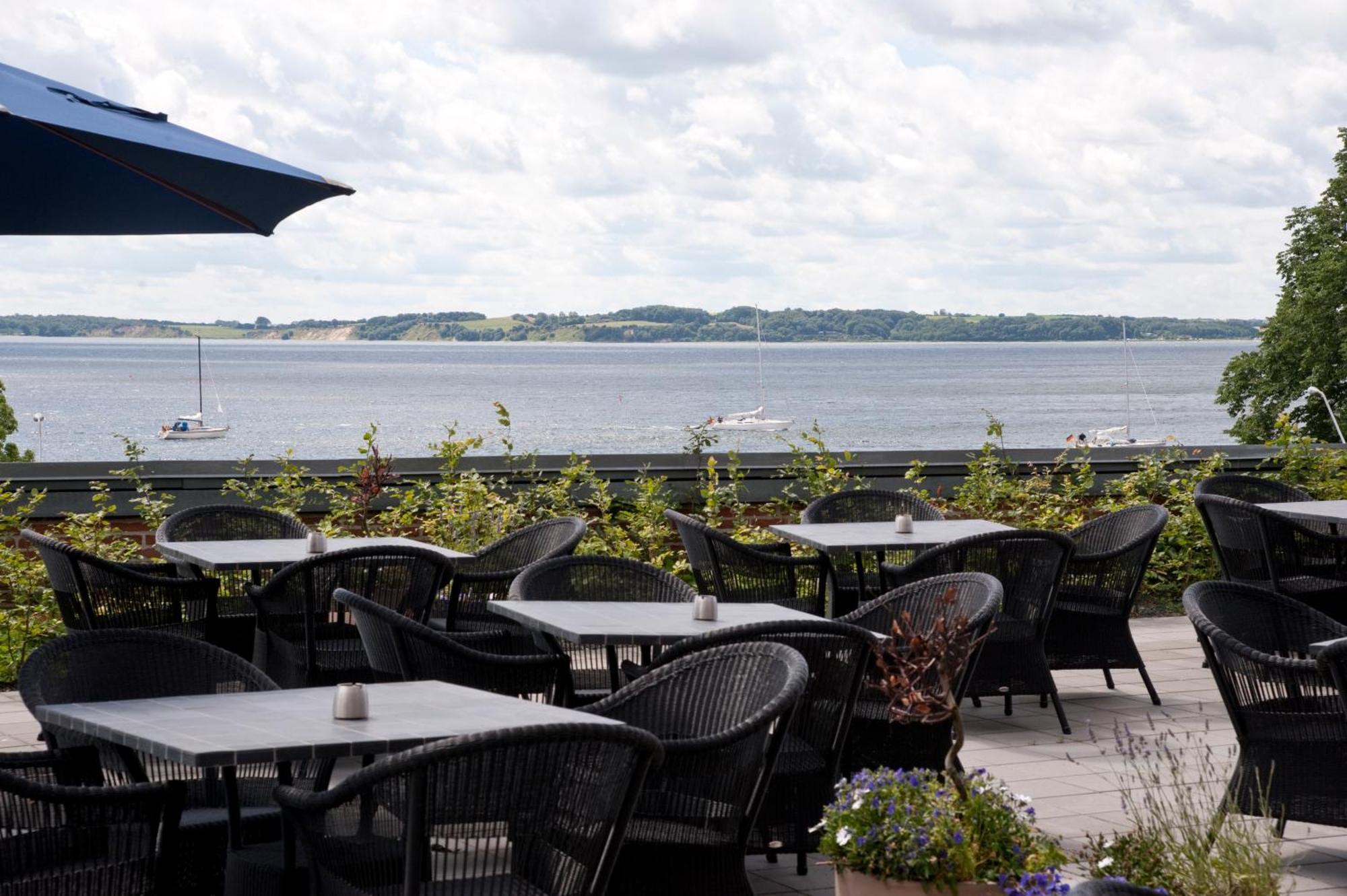 Hotel Sonderborg Strand ภายนอก รูปภาพ
